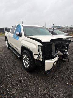 2015 GMC Sierra Denali Truck 4x4 - Image 8