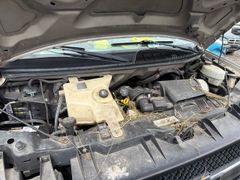 2005 Chevrolet Express 3500  - Image 13