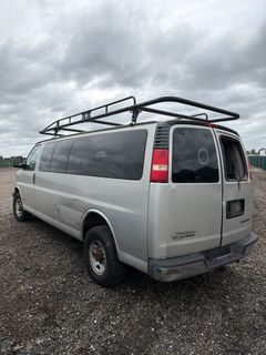 2005 Chevrolet Express 3500  - Image 4