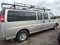2005 Chevrolet Express 3500  - Image 7