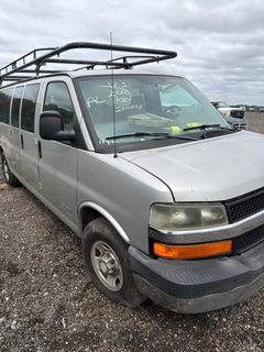 2005 Chevrolet Express 3500  - Image 8