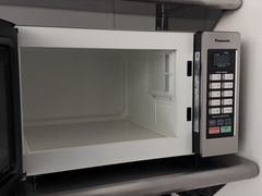 Panasonic Commercial Microwave - Image 2