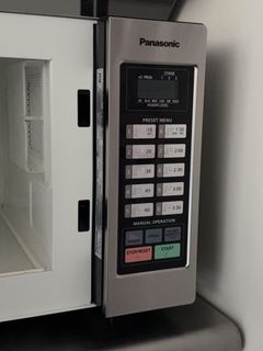 Panasonic Commercial Microwave - Image 4