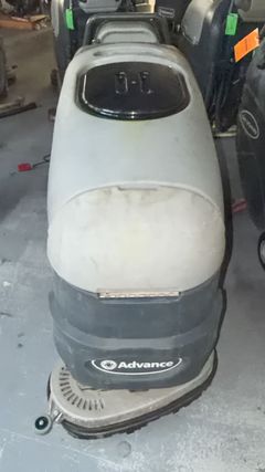 Nilfisk Advance Convertamatic 24D-C Scrubber - Image 2