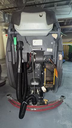 Nilfisk Advance Convertamatic 24D-C Scrubber - Image 4