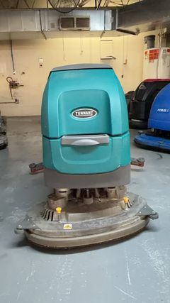 Tennant T500 Walk-Behind Floor Scrubber - Image 3