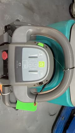 Tennant T500 Walk-Behind Floor Scrubber - Image 6