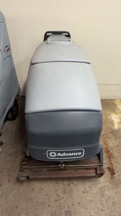 Industrial Ride-On Floor Scrubber - Image 14