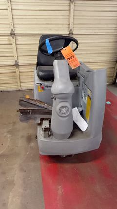 Industrial Ride-On Floor Scrubber - Image 18