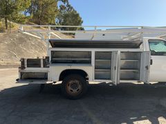 2009 Ford F-550 Utility Truck - Image 17