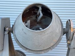 Atika Concrete Mixer - Image 2