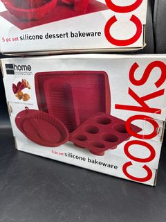 Cooks Silicone Bakeware Sets and Pasta n More Microwave Cooker Lot - Image 3