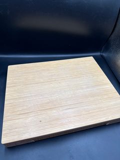 Pinzon Bamboo Cheese Board with Stainless Steel Cutlery Set - Image 4