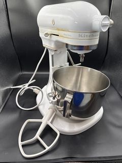 KitchenAid Heavy Duty Bowl Lift Stand Mixer 325 Watts With Accessories - Image 1