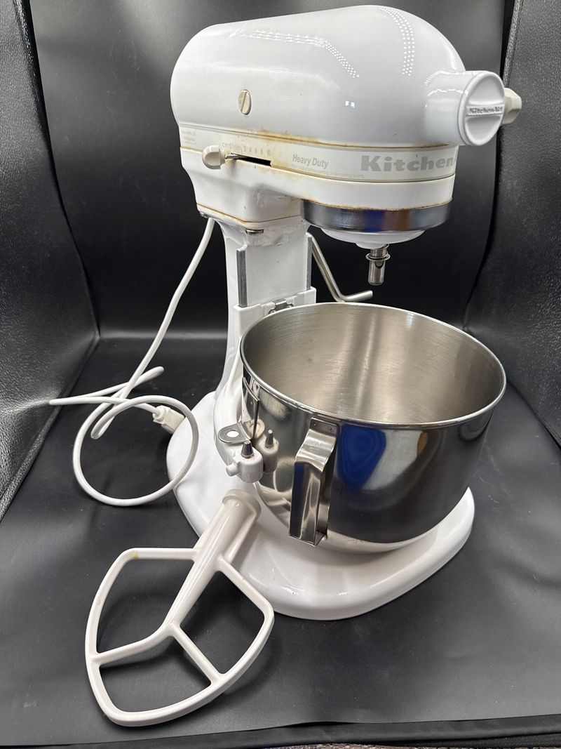 KitchenAid Heavy Duty Bowl Lift Stand Mixer 325 Watts With Accessories - Image 1