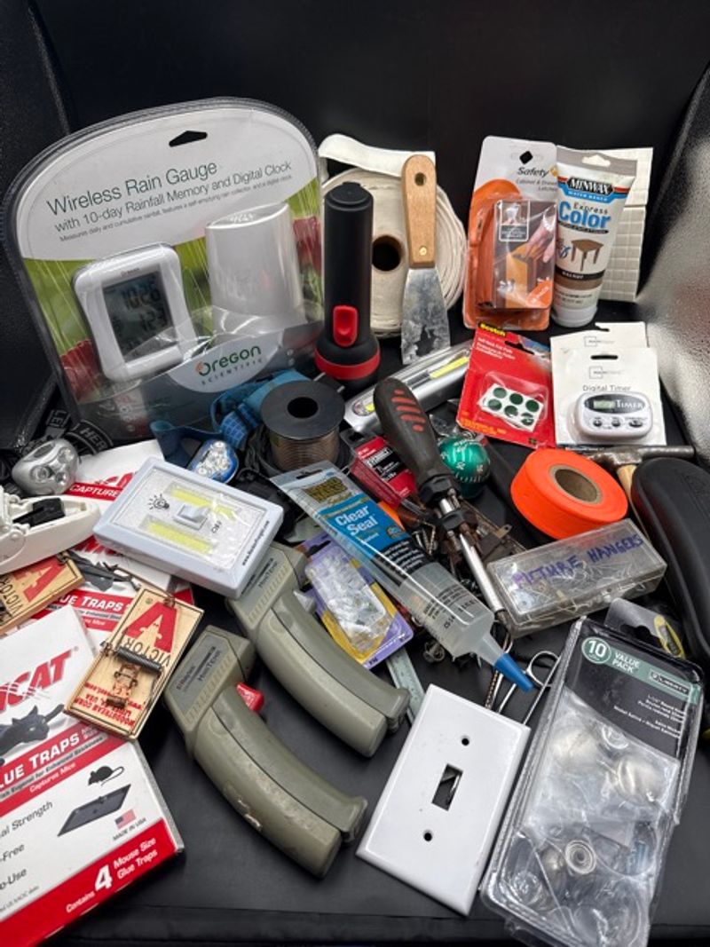 Oregon Scientific Wireless Rain Gauge Raytek MiniTemp Hardware and Tools - Image 1
