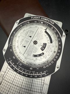 Jeppesen Sanderson Metal E6B Flight Computer with Slide and Manual - Image 2