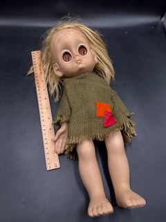 Hasbro 1965 Little Miss No Name Doll in Burlap Dress - Image 4