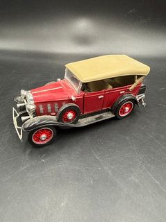 National Motor Museum Mint 1932 Chevy Die-Cast Car Trio - Image 2