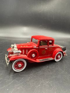 National Motor Museum Mint 1932 Chevy Die-Cast Car Trio - Image 9
