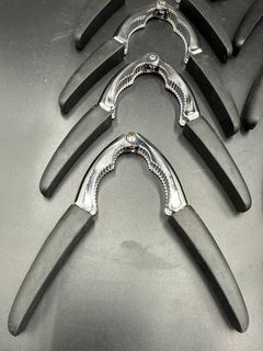 Set of Eleven Heavy Duty Seafood and Nut Crackers - Image 3