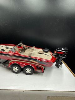 Danbury Mint 2000 Ranger Comanche 519VS Diecast Bass Boat - Image 9