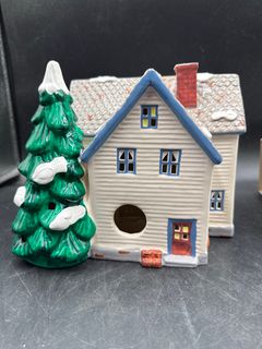 Department 56 Original Snow Village Farm House with Home Delivery Set - Image 4