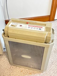 Minolta DiALTA Copier with Remington Paper Shredder and Supplies - Image 2