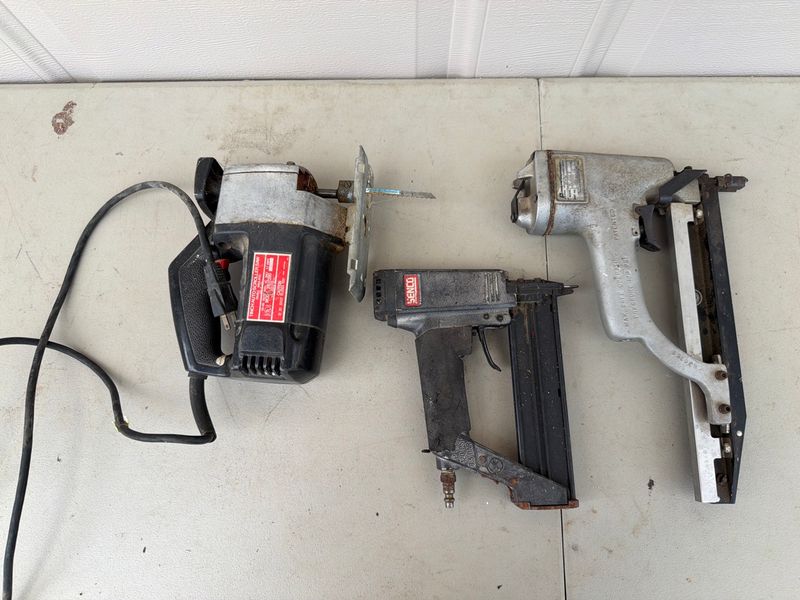 Craftsman Auto Scroller Saw Paslode Senco Pneumatic Nailers - Image 1