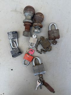 Draw-Tite and Acme Trailer Hitch Balls with Master Padlocks - Image 1