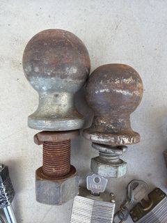Draw-Tite and Acme Trailer Hitch Balls with Master Padlocks - Image 2