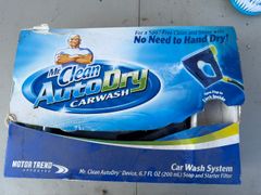 Mr Clean AutoDry Carwash System and Hurricane Spin Scrubber Set - Image 2