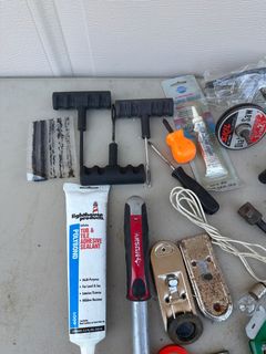 Utility Blades Scrapers and Hand Tool Accessories Mixed Lot - Image 5