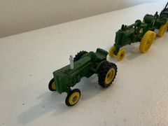 Ertl 1:64 Scale Diecast John Deere and Deutz-Allis Tractors - Image 3
