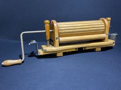 Wood Laundry Wringer - Image 1