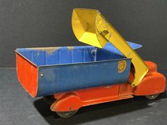 Lumar Contractors Truck - Image 8