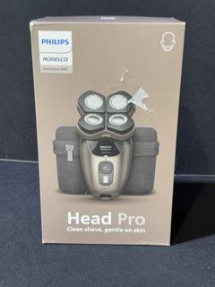 Philips Norelco Shaver - Image 2