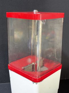 Coin Operated Candy Dispenser - Image 5