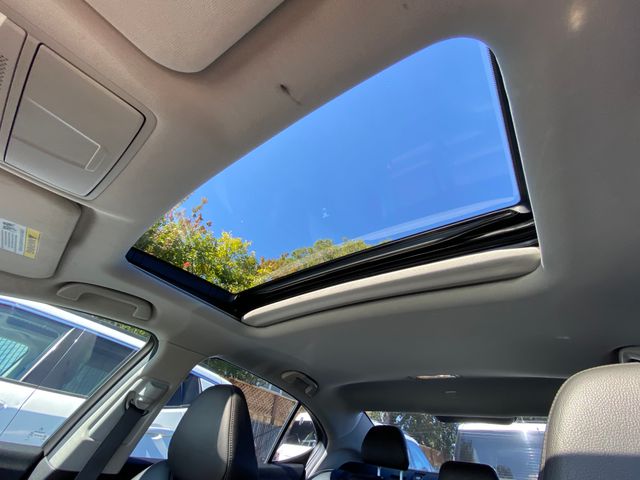 2016 ACURA TLX photo 19 of 21