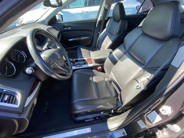2016 ACURA TLX photo 17 of 21