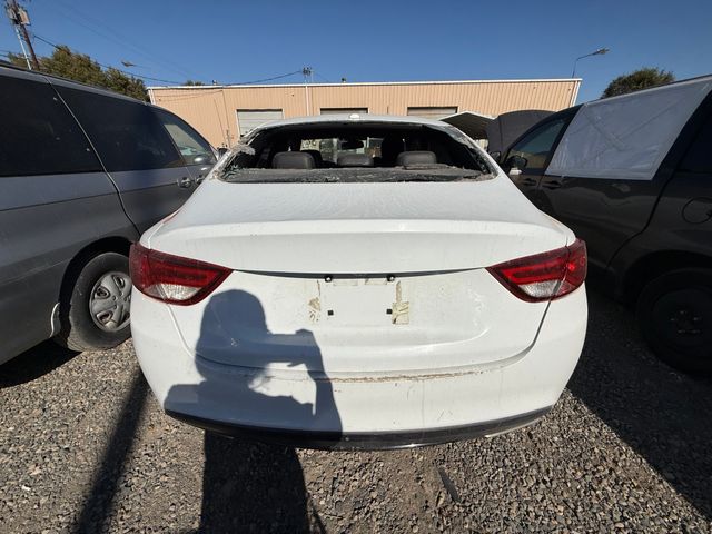 2015 CHRYSLER 200 photo 3 of 12