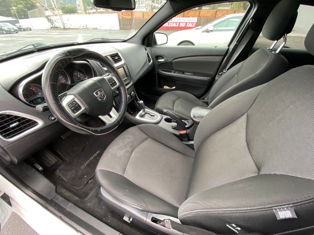 2013 Dodge Avenger photo 15 of 18