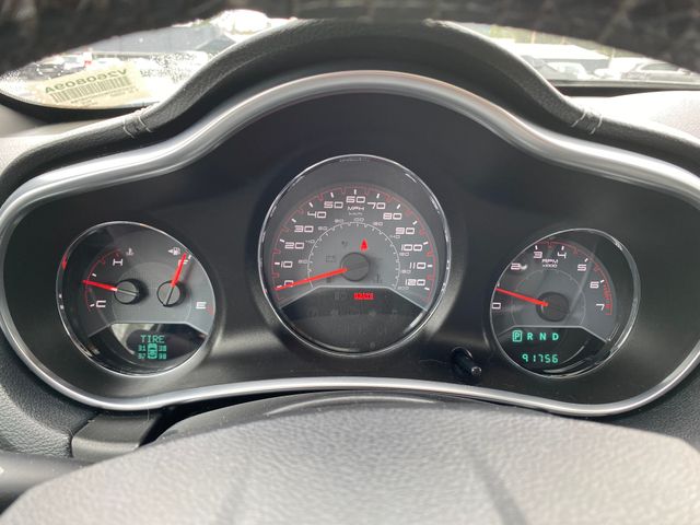 2013 Dodge Avenger photo 18 of 18