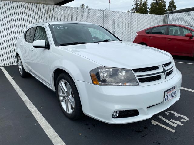 2013 Dodge Avenger photo 3 of 18