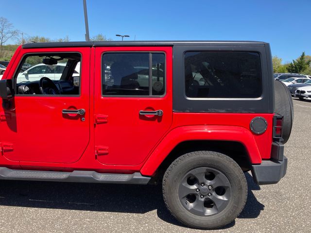 2017 Jeep Wrangler photo 3 of 14