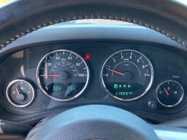2017 Jeep Wrangler photo 13 of 14