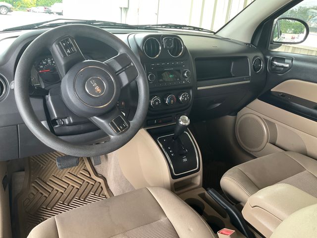 2012 JEEP Compass photo 12 of 13