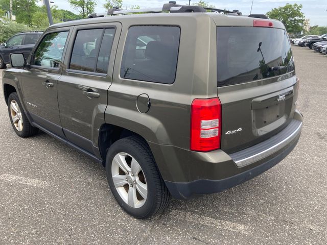 2015 Jeep Patriot photo 2 of 17