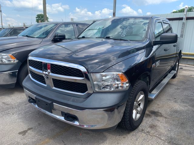2015 RAM 1500 photo 1 of 7