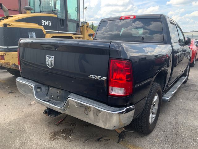 2015 RAM 1500 photo 5 of 7